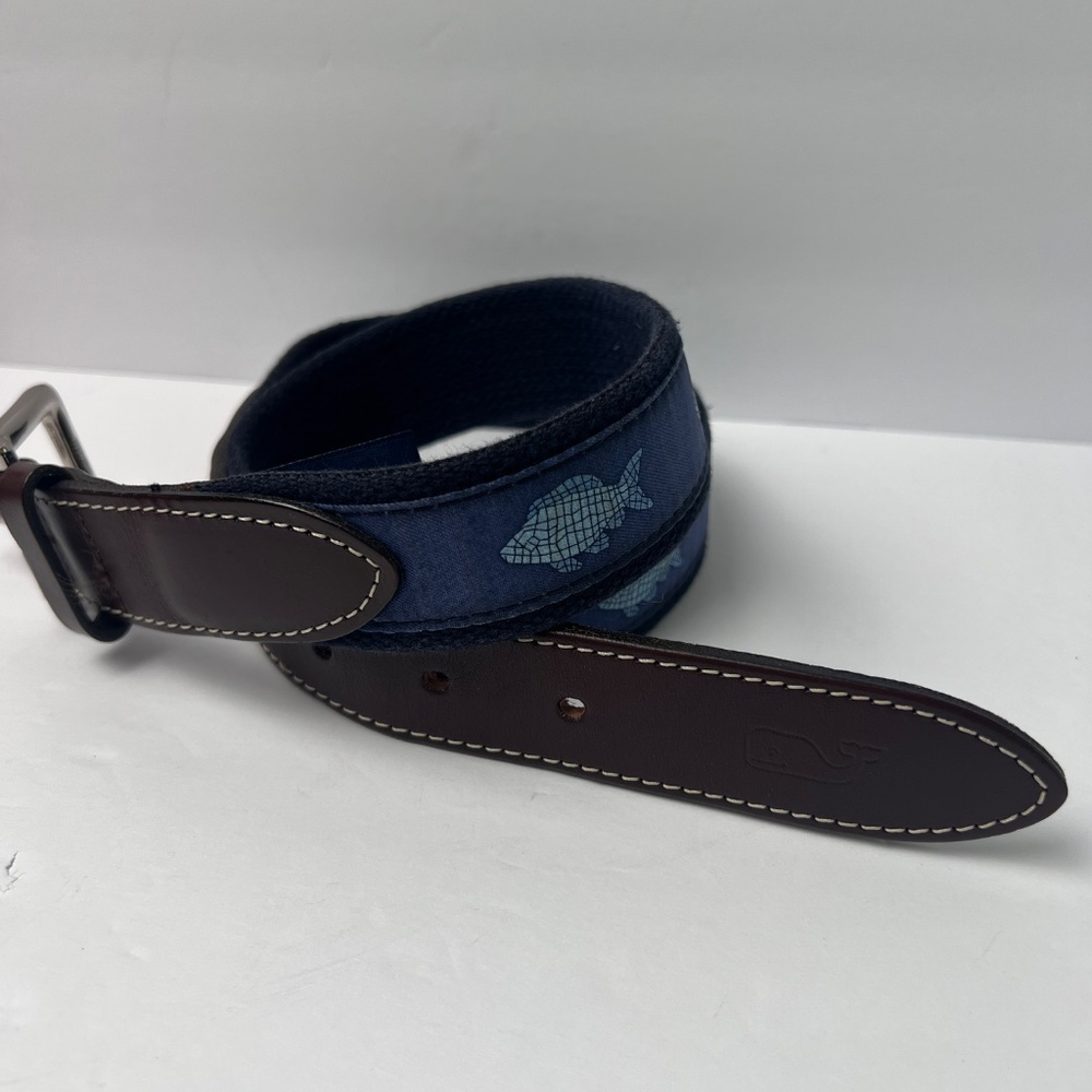 Vineyard Vines Fish Blue Belt 32 waist